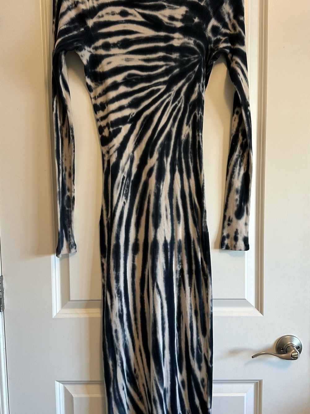 Young Fabulous & Broke Blue Cream Tie-Dye Long Sleeve Maxi Dress YFB